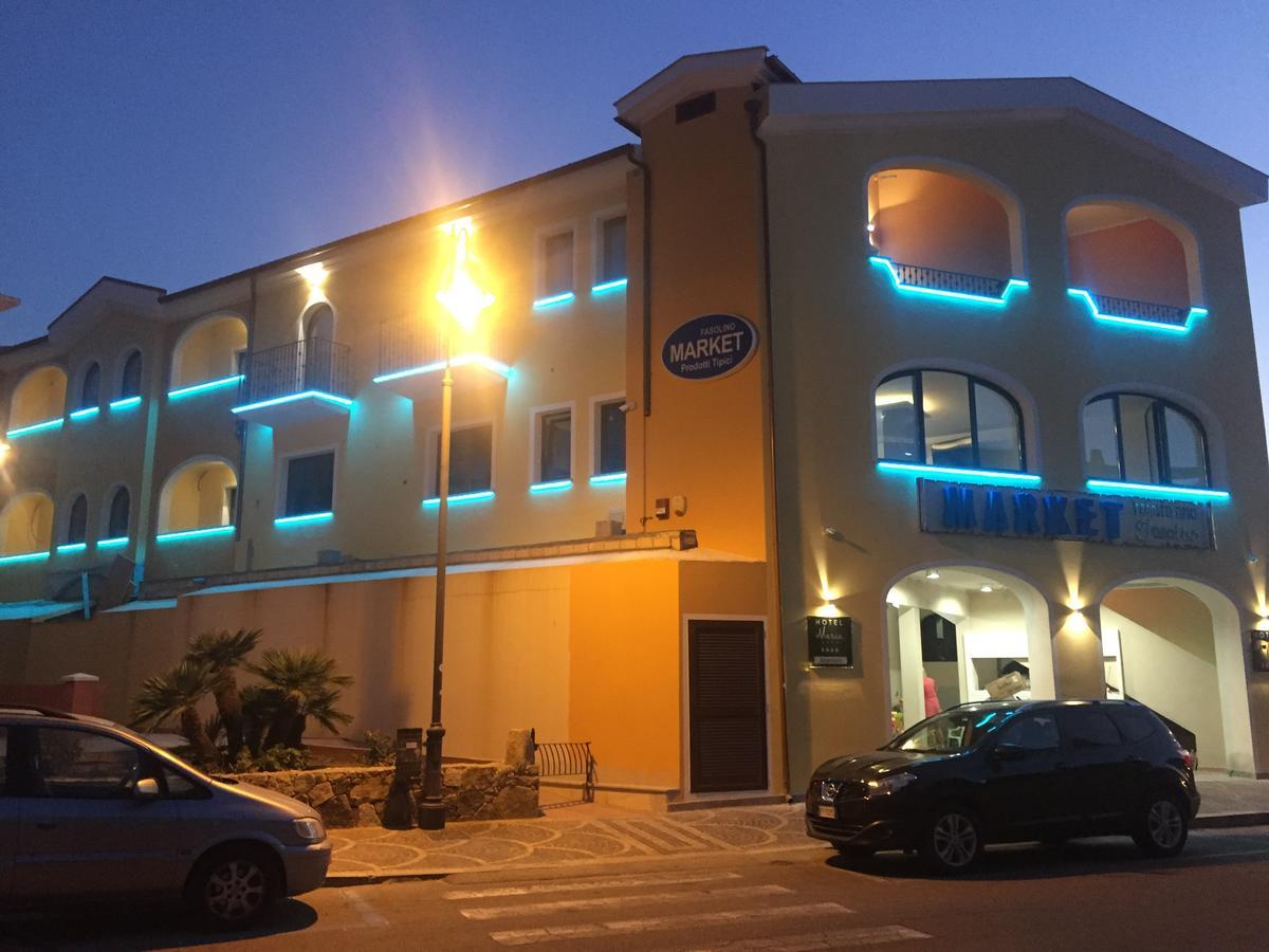 Hotel Maria Golfo Aranci Kültér fotó